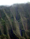hnymn-kauai-heli-view-11-600.jpg (88203 bytes)