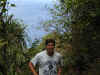 hnymn-kauai-hiking-napali-dan-01-600.jpg (125770 bytes)