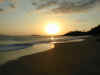 hnymn-maui-bigbeach-sunset-600.jpg (46274 bytes)