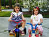 000406-emer-cars-tricycle-wdgsmiles2-600.jpg (116501 bytes)