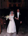 wdg-frml-dan-kristen-post-walking-aisle-600.jpg (49113 bytes)