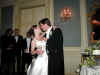 wdg-rcptn-dan-kw-sing-kiss-600.jpg (71198 bytes)