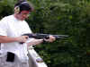 mva-000528-craig-gun-600.JPG (80203 bytes)
