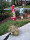 20020417-simon-tree-planting-dan-jack-04-600.jpg (109817 bytes)