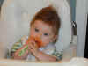 20021004-simon-eating-carrots-5-600.jpg (52411 bytes)