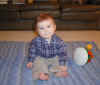 20021012-simon-pose-6-month-1-02-600.jpg (88370 bytes)