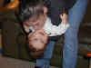 20021112-simon-kristen-1-600.jpg (66433 bytes)