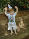 20030412-simon-pose-12-month-04-600.JPG (87186 bytes)