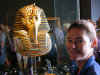 eg-museum-tut-gold-helmet-kristen-600.jpg (81651 bytes)