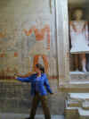 eg-saqqara-tomb-hieroglyphics-kristen-600.jpg (82104 bytes)