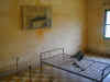 ca-phno-s21-prison-cell-1-600.jpg (66095 bytes)