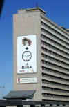 ct-downtown-cell-phone-sign-600.jpg (72790 bytes)