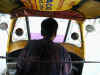 in-del-auto-ricksaw-view-driver-600.jpg (78488 bytes)