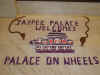 in-pow-agr-jaypee-palace-flower-sign-snakes-600.jpg (60364 bytes)