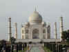 in-pow-agr-taj-mahal-front-1-600.jpg (63838 bytes)