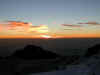 tz-kil-d5s-uhuru-pk-sunrise-4-600.jpg (42909 bytes)