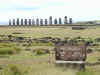 rn-ahu-tongariki-and-sign-600.jpg (91471 bytes)