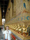 th-ban-royal-palace-emerald-buddha-3-600.jpg (134472 bytes)